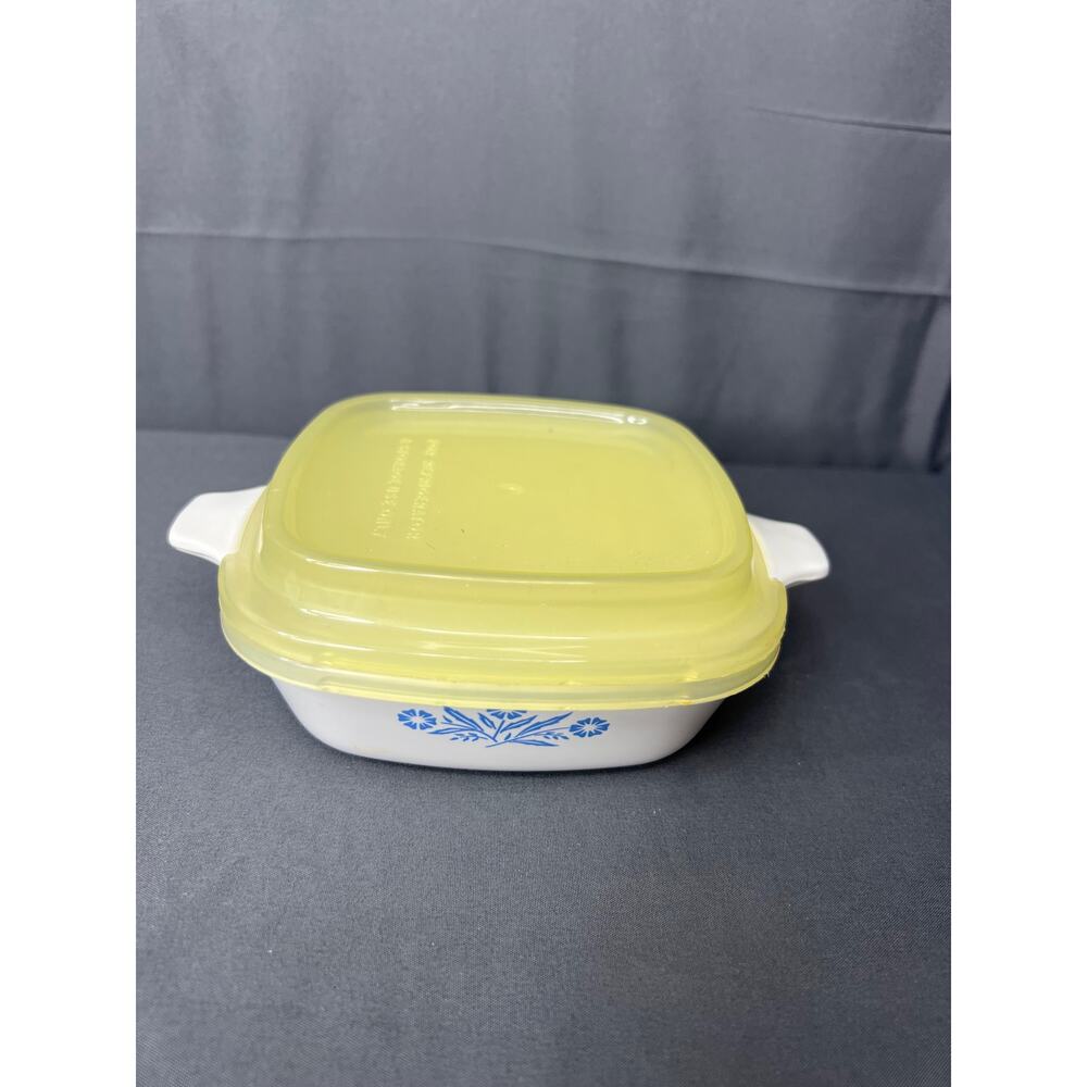 Vintage Cornflower Corningware P-41 B with Lid